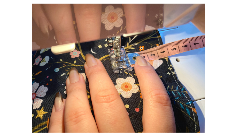 Assemble the makeup bag step 11