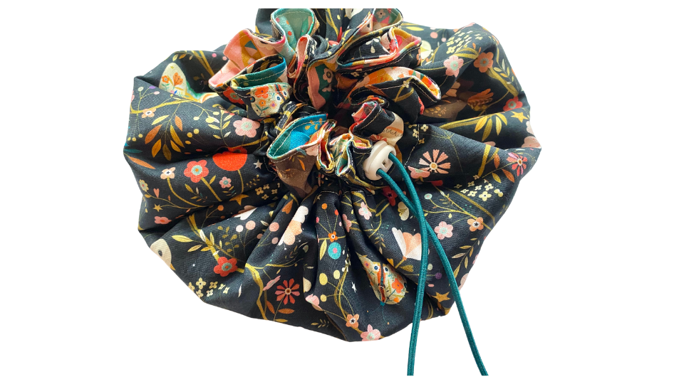 Assemble the makeup bag step 16